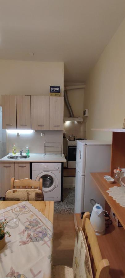 Comfortable And Cosy Studio Near Ndk Sofia Eksteriør bilde
